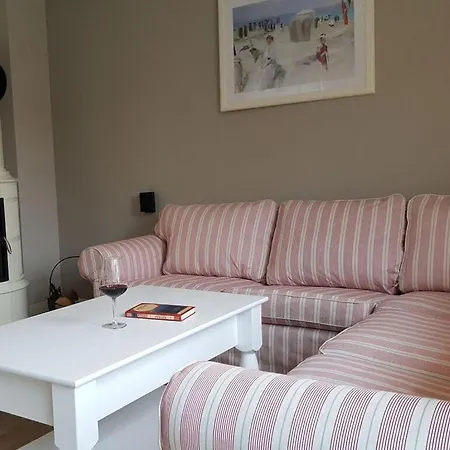 Holiday home Gaensehus Comfortable Zingst